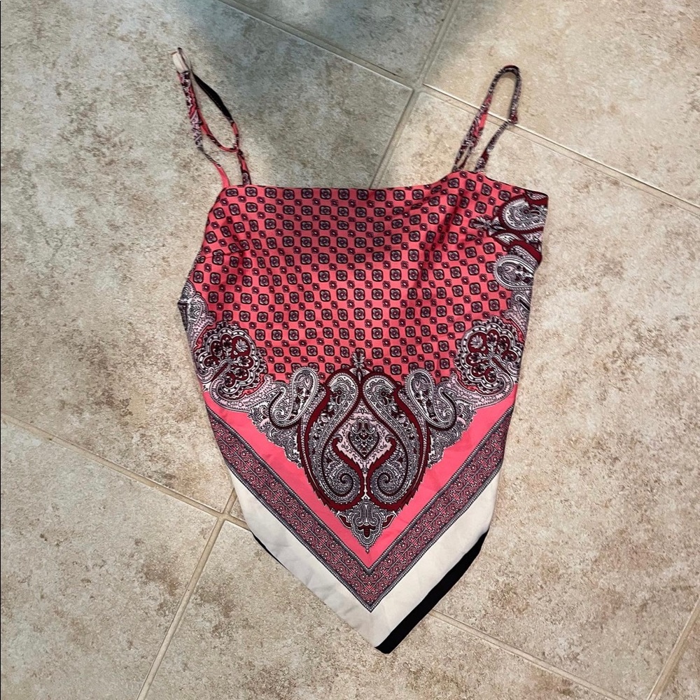 Scarf top